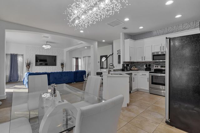 16748 LAZY BREEZE LOOP, Clermont, FL 34714