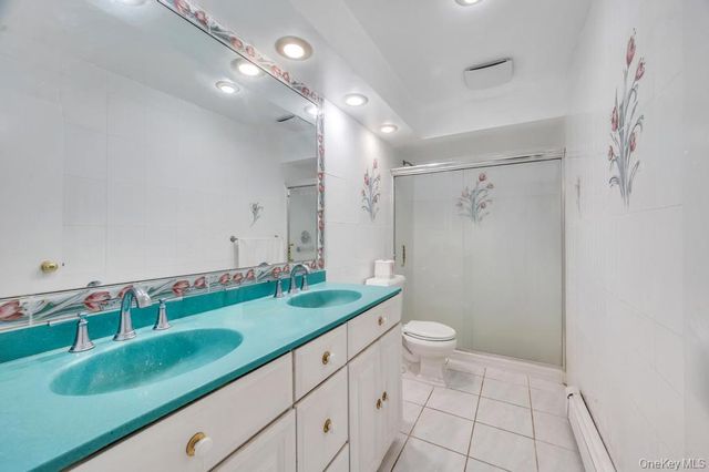 1827 Roberta Lane, Merrick, NY 11566