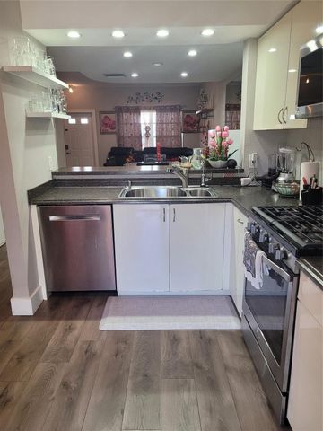 8121 San Carlos Circle 8121, Tamarac, FL 33321