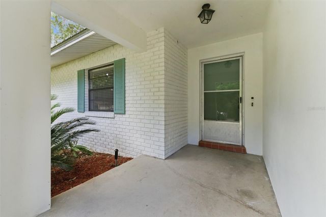 8127 SW 12TH PLACE, Gainesville, FL 32607