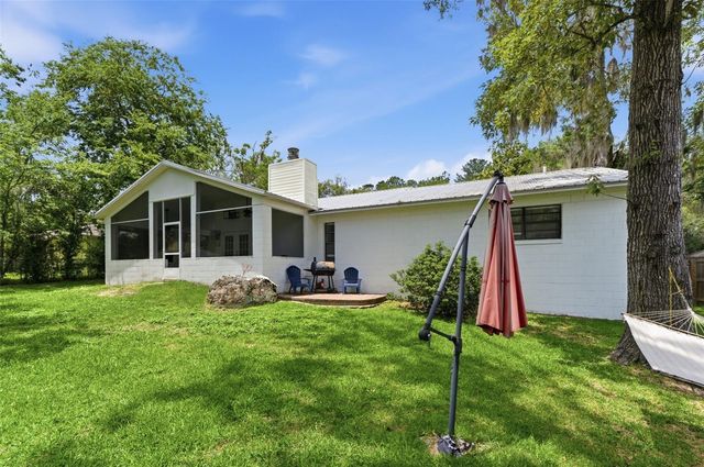8127 SW 12TH PLACE, Gainesville, FL 32607