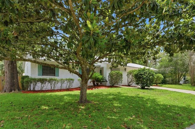 8127 SW 12TH PLACE, Gainesville, FL 32607