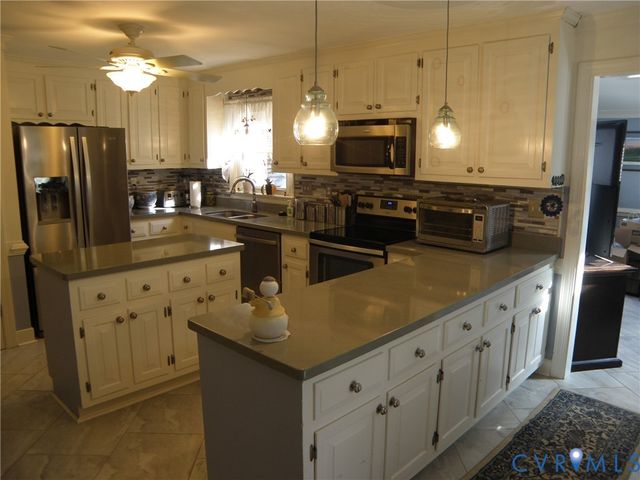 4420 Old Fox Trl, Midlothian, VA 23112