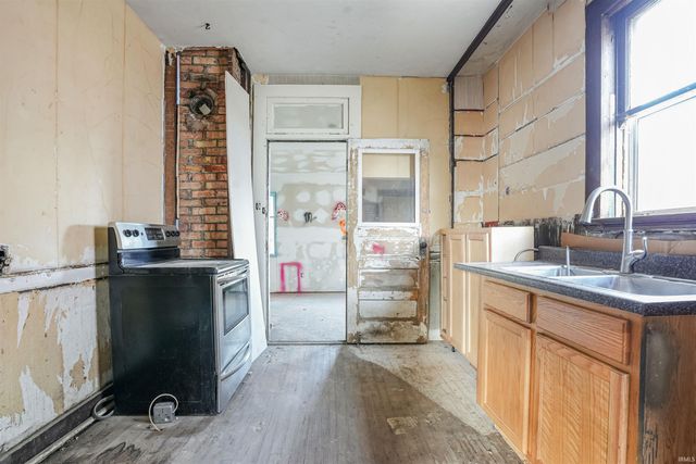 131 E Branning Avenue, Fort Wayne, IN 46806