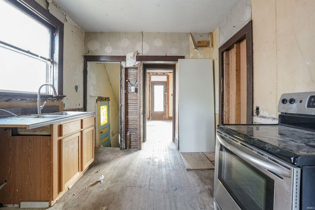 131 E Branning Avenue, Fort Wayne, IN 46806