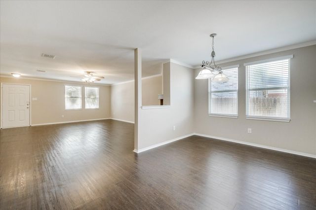 1825 Lariat Drive, Fort Worth, TX 76247