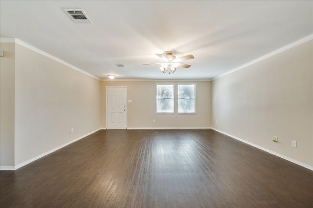1825 Lariat Drive, Fort Worth, TX 76247