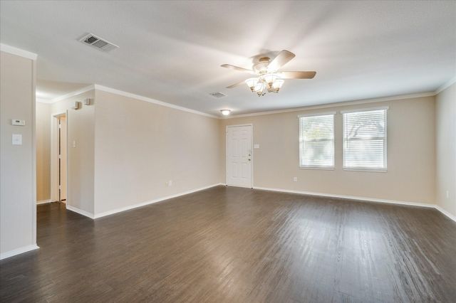 1825 Lariat Drive, Fort Worth, TX 76247