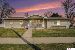 950 E 16 Street, Fremont, NE 68025