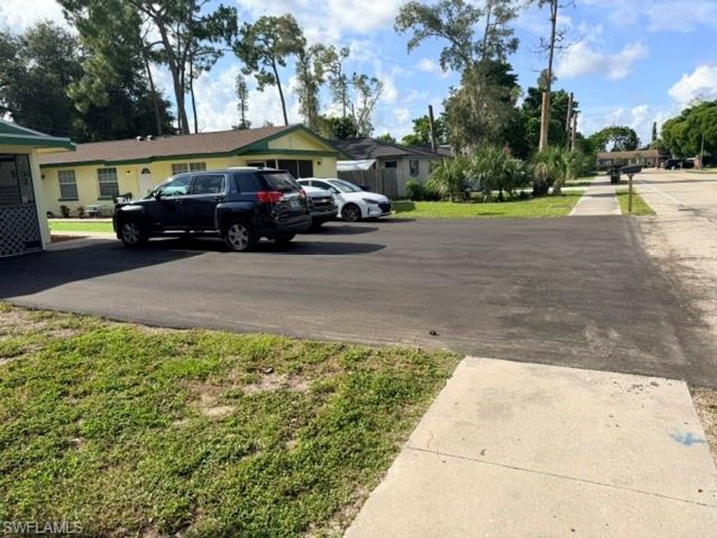 5635-5637 10th AVE, FORT MYERS, FL 33907 — photo 4