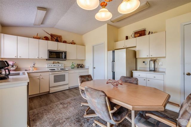 6201 61ST COURT E, Palmetto, FL 34221