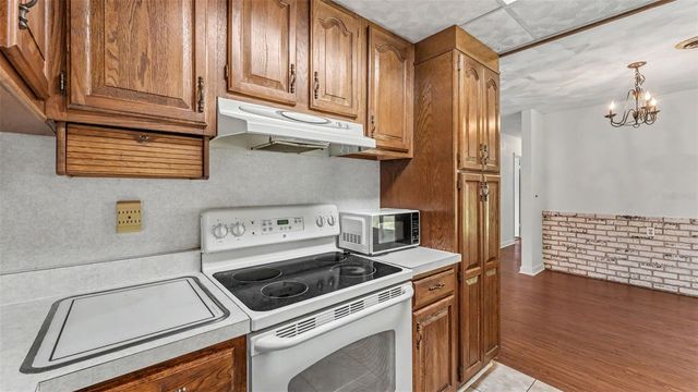 2303 COVENTRY AVENUE, Lakeland, FL 33803