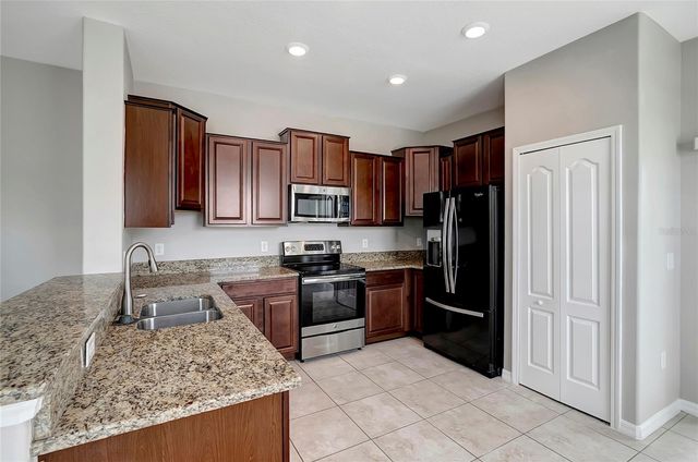 2227 GOLDEN FALCON DRIVE, Ruskin, FL 33570