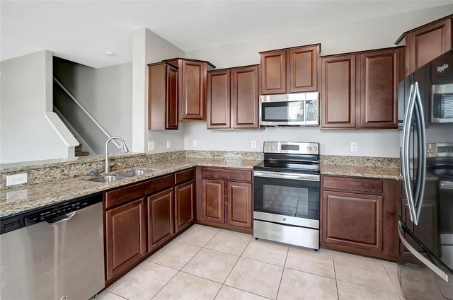 2227 GOLDEN FALCON DRIVE, Ruskin, FL 33570