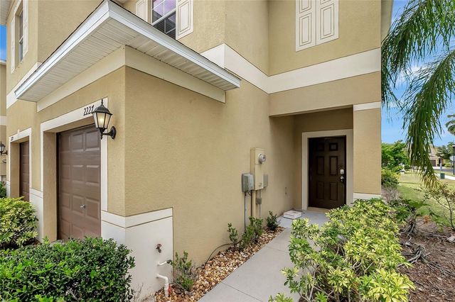 2227 GOLDEN FALCON DRIVE, Ruskin, FL 33570