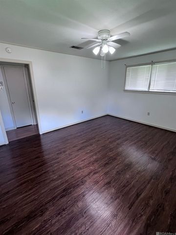 3022 Wilshire Dr, Baton Rouge, LA 70806