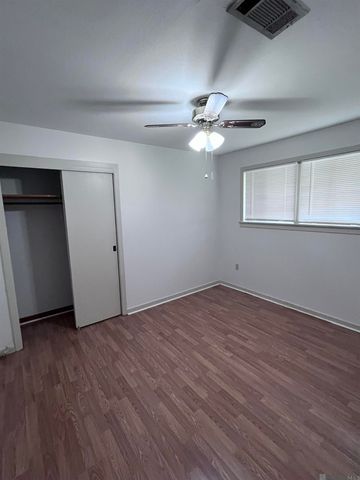 3022 Wilshire Dr, Baton Rouge, LA 70806