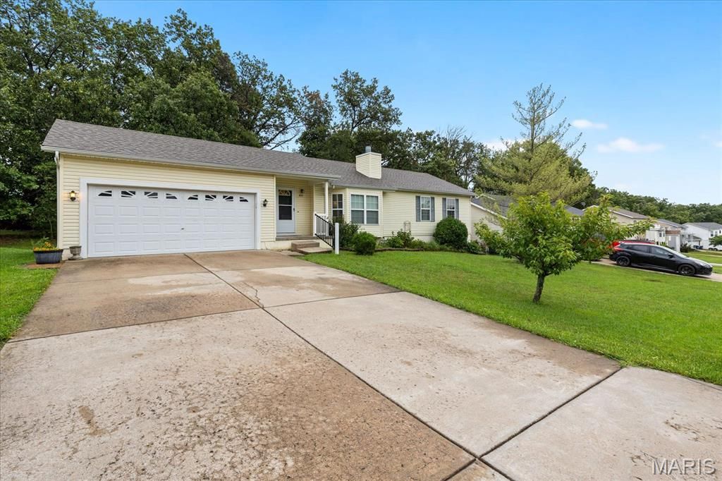 1053 Wrigley Circle, Warrenton, MO 63383