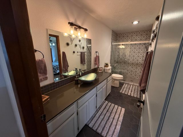 10 Woodland Drive, Angel Fire, NM 87710