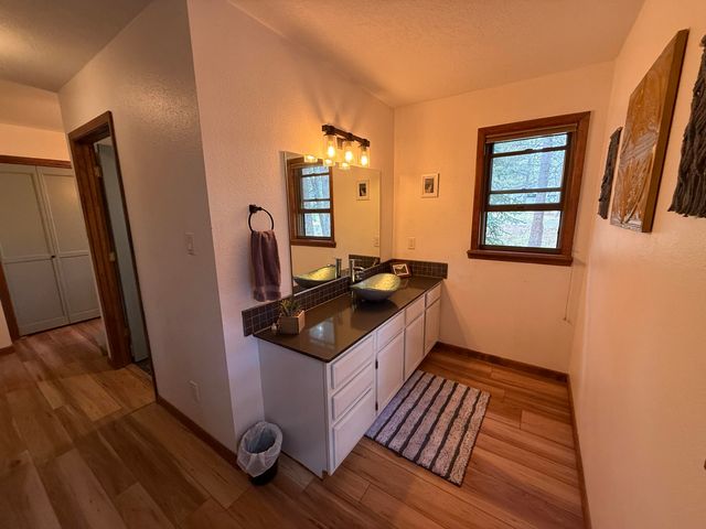 10 Woodland Drive, Angel Fire, NM 87710