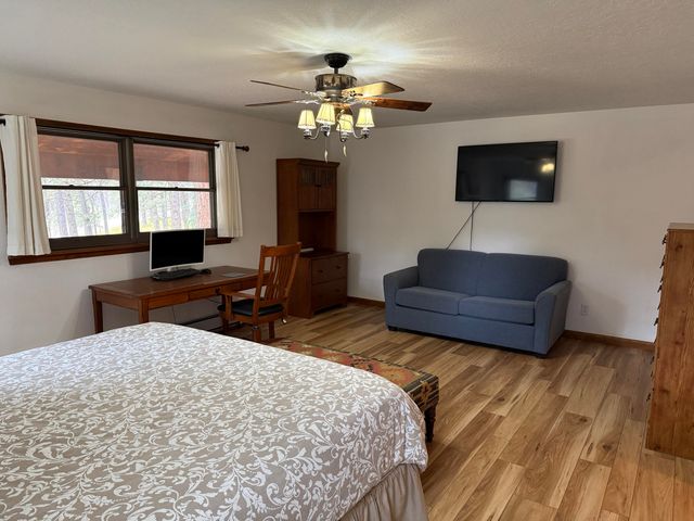 10 Woodland Drive, Angel Fire, NM 87710