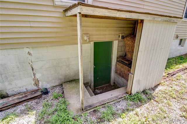 3308 Fernwood Avenue, Alton, IL 62002