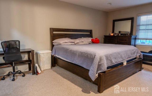 200 Sierra Court B, Middlesex, NJ 07095