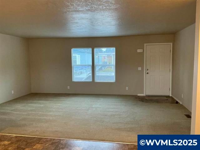 4940 Sunnyside B-3 Rd SE B-3, Salem, OR 97302