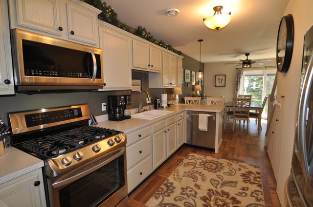 8846 92nd Street S, Cottage Grove, MN 55016