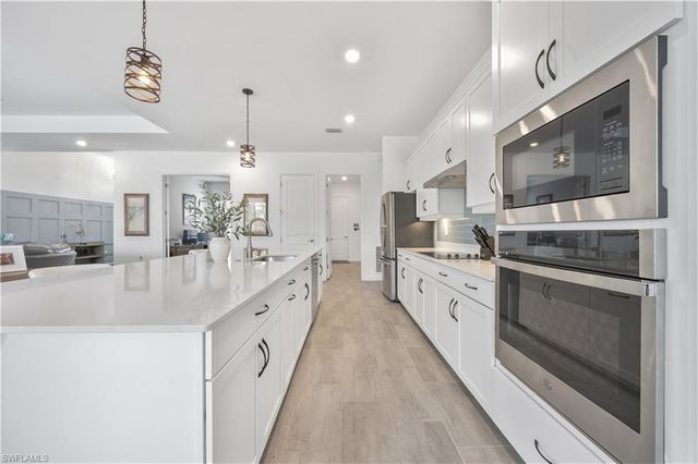 13991 Binghampton DR, Fort Myers, FL 33905