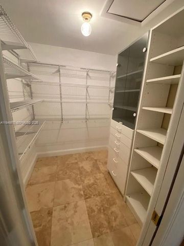 1530 SW 23rd St 1530, Miami, FL 33145