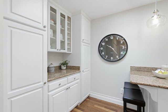 1318 Woodside Road, Redwood City, CA 94061