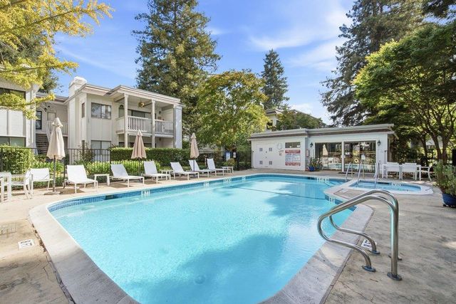 1318 Woodside Road, Redwood City, CA 94061