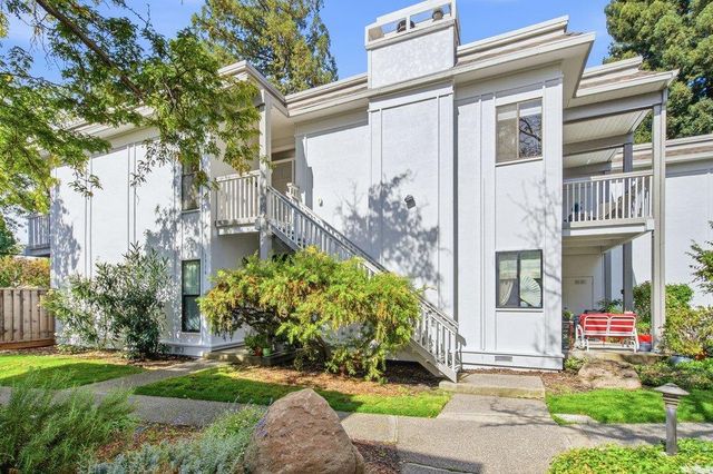 1318 Woodside Road, Redwood City, CA 94061
