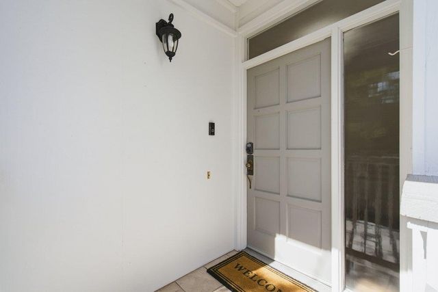 1318 Woodside Road, Redwood City, CA 94061