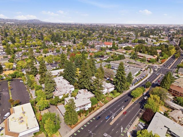 1318 Woodside Road, Redwood City, CA 94061