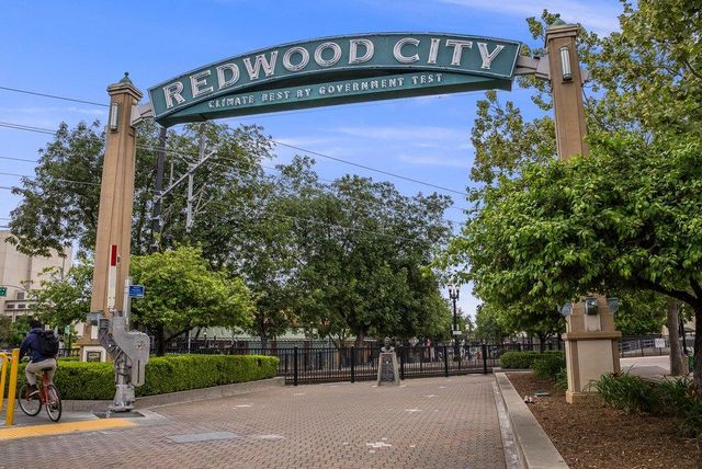 1318 Woodside Road, Redwood City, CA 94061