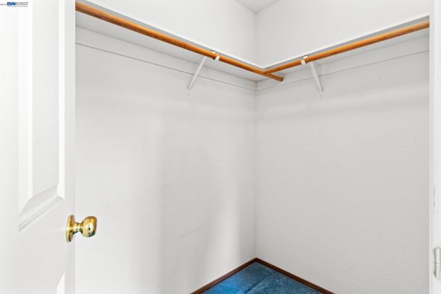 104 Bridgeview Ct, Crockett, CA 94525