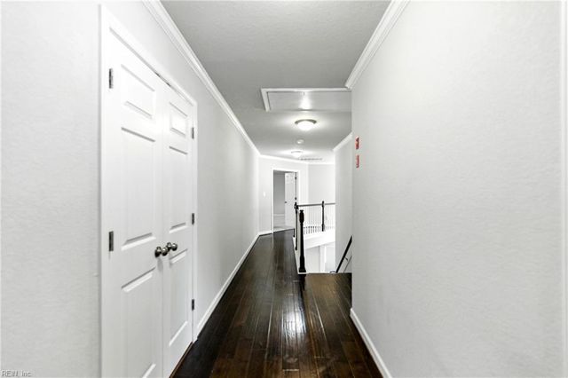 700 Renee LN, Chesapeake, VA 23322