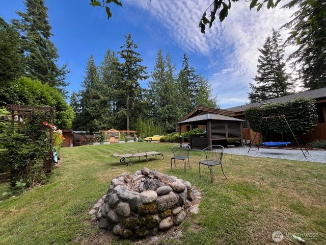 1834 Lake Drive, Camano Island, WA 98282