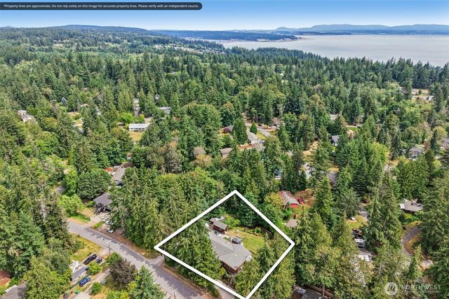 1834 Lake Drive, Camano Island, WA 98282