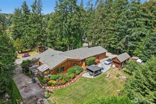 1834 Lake Drive, Camano Island, WA 98282