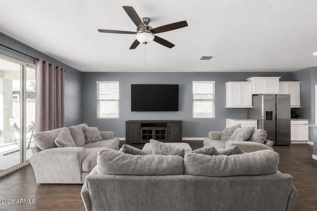 30641 W MULBERRY Drive, Buckeye, AZ 85396