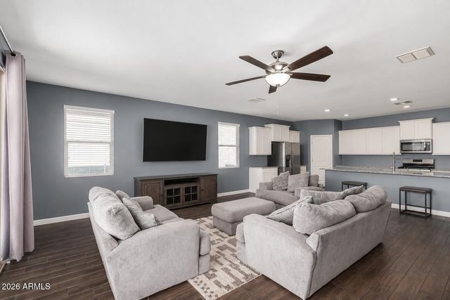30641 W MULBERRY Drive, Buckeye, AZ 85396