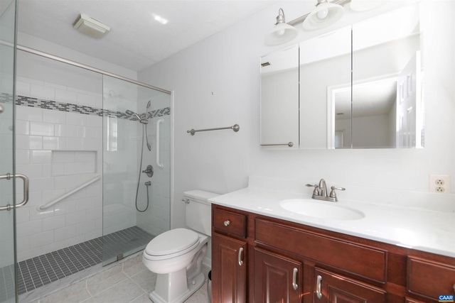 1004 COLEMAN ST, Charlottesville, VA 22901