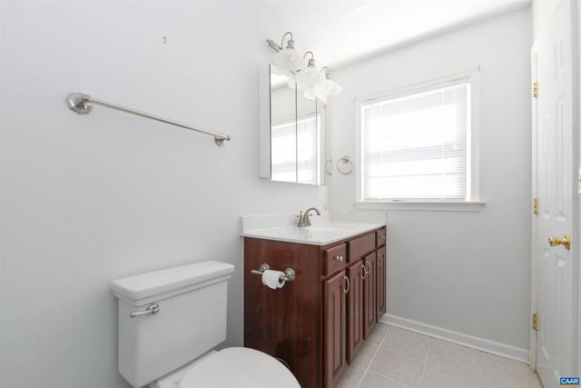 1004 COLEMAN ST, Charlottesville, VA 22901