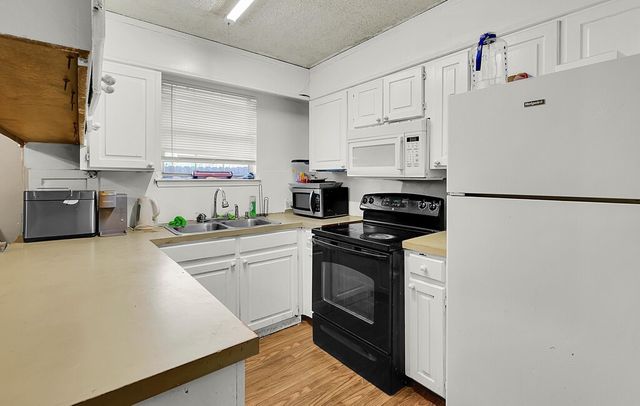 2409 Macarthur Drive, Waco, TX 76708