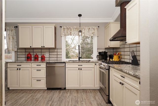 10306 235th Avenue E, Buckley, WA 98321