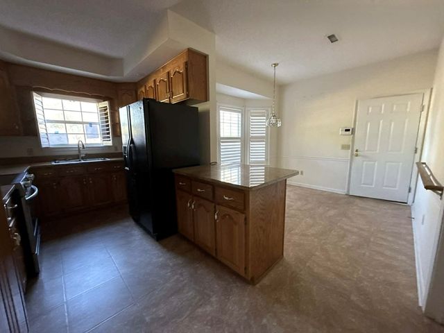 105 Rainbow Drive, Dothan, AL 36303