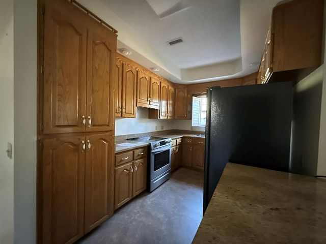 105 Rainbow Drive, Dothan, AL 36303